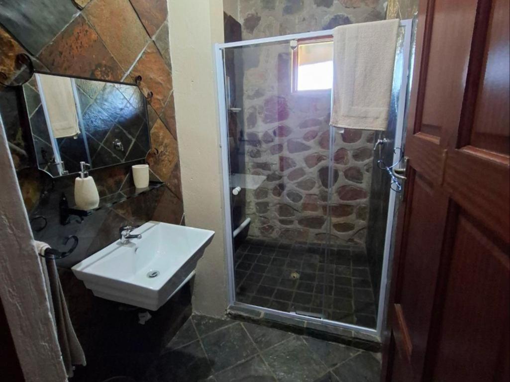 Rocking Giraffe Bush Lodge Groot-Marico Room photo