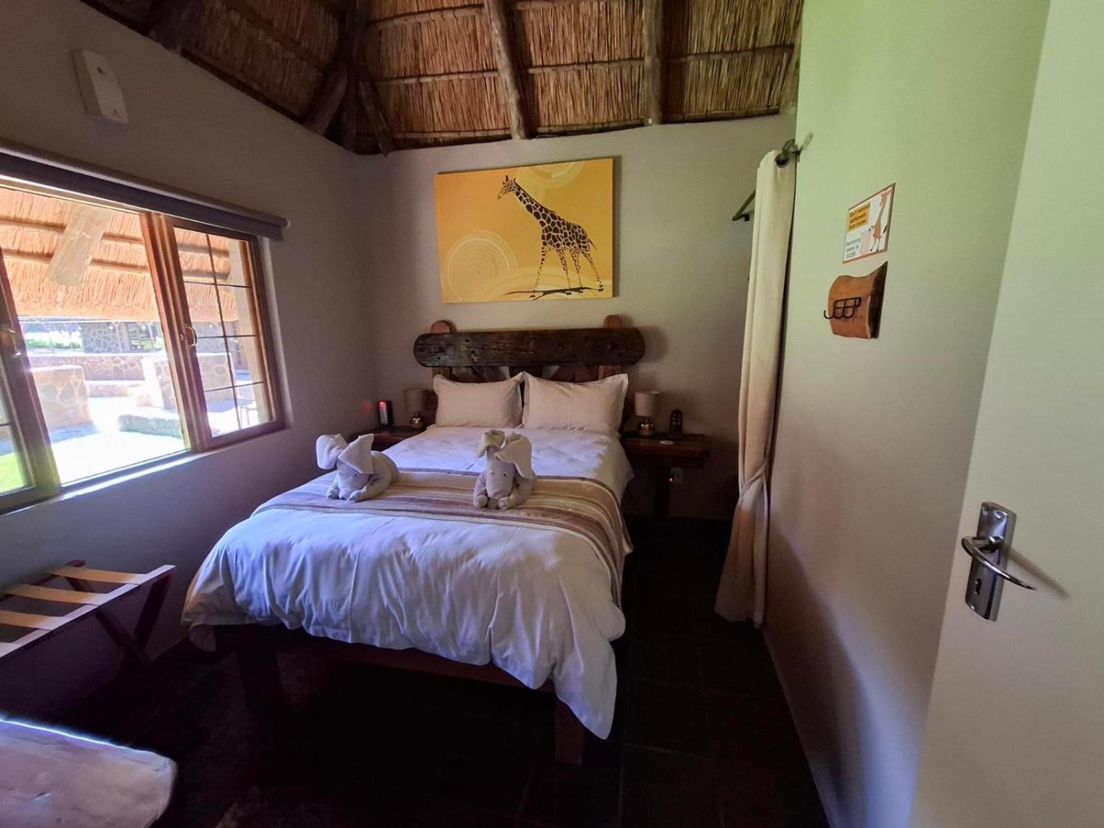 Rocking Giraffe Bush Lodge Groot-Marico Room photo